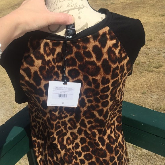 🐾Casual Animal Print Raglan 🐾 - Picture 5 of 8